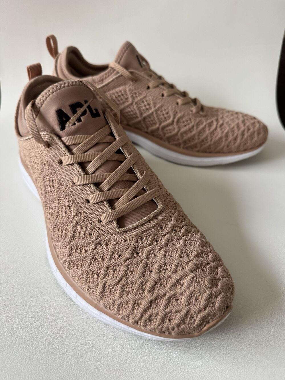 APL TechLoom Phantom Sneakers US 10 EU 41 Latte/Dark Umber/White Shoes